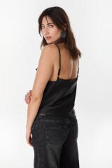 Blusa Leif Negro