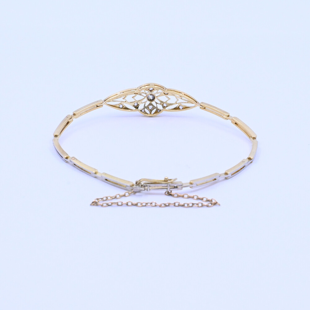 Pulsera oro 18k antigua con brillante y diamantes. Pulsera oro 18k antigua con brillante y diamantes.