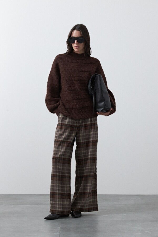 SWEATER NEVADA Chocolate