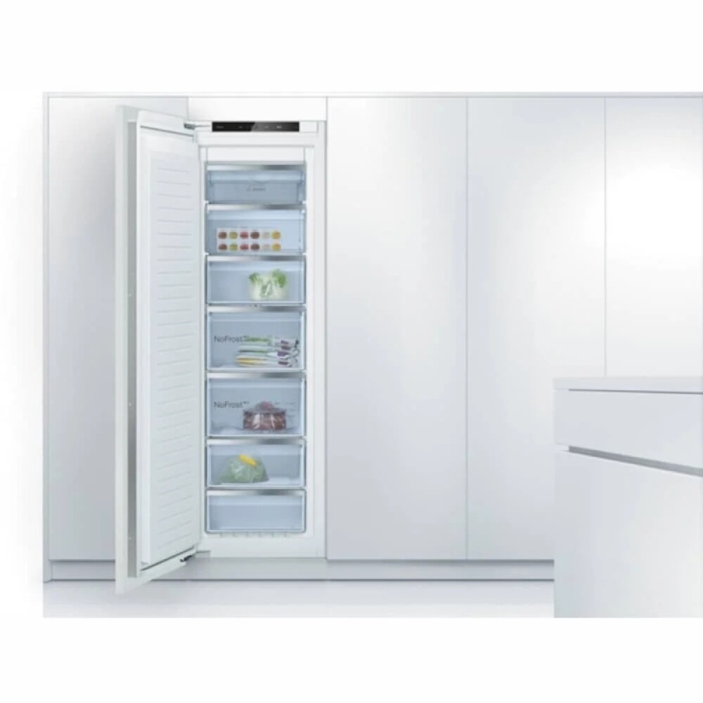 Freezer vertical panelable Bosch GIN81ACE0 blanco