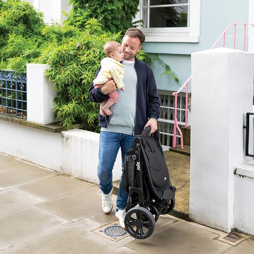 Travel System Litetrax 4 Coal JOIE c base cinto Travel System Litetrax 4 Coal JOIE c base cinto