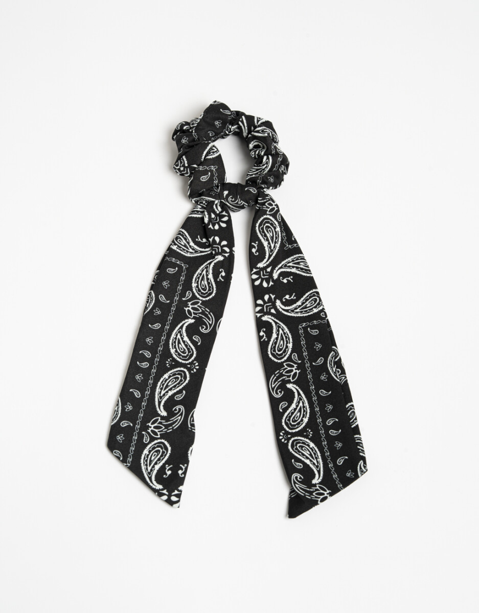 Scrunchie Con Lazo Paisley 