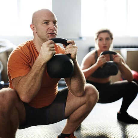 Pesa Rusa Kettlebell 9kg Recubierta Pvc Negro