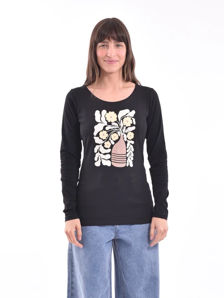 REMERA NILA VARIANTE 15