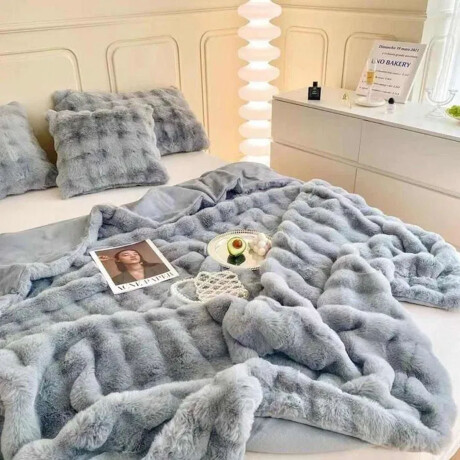 Frazada Manta 2 Plazas Afelpada Pelos Forro Polar Cama Sofá Gris Claro