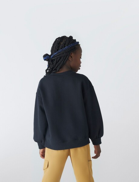 BUZO ESTAMPADO INFANTIL NEGRO