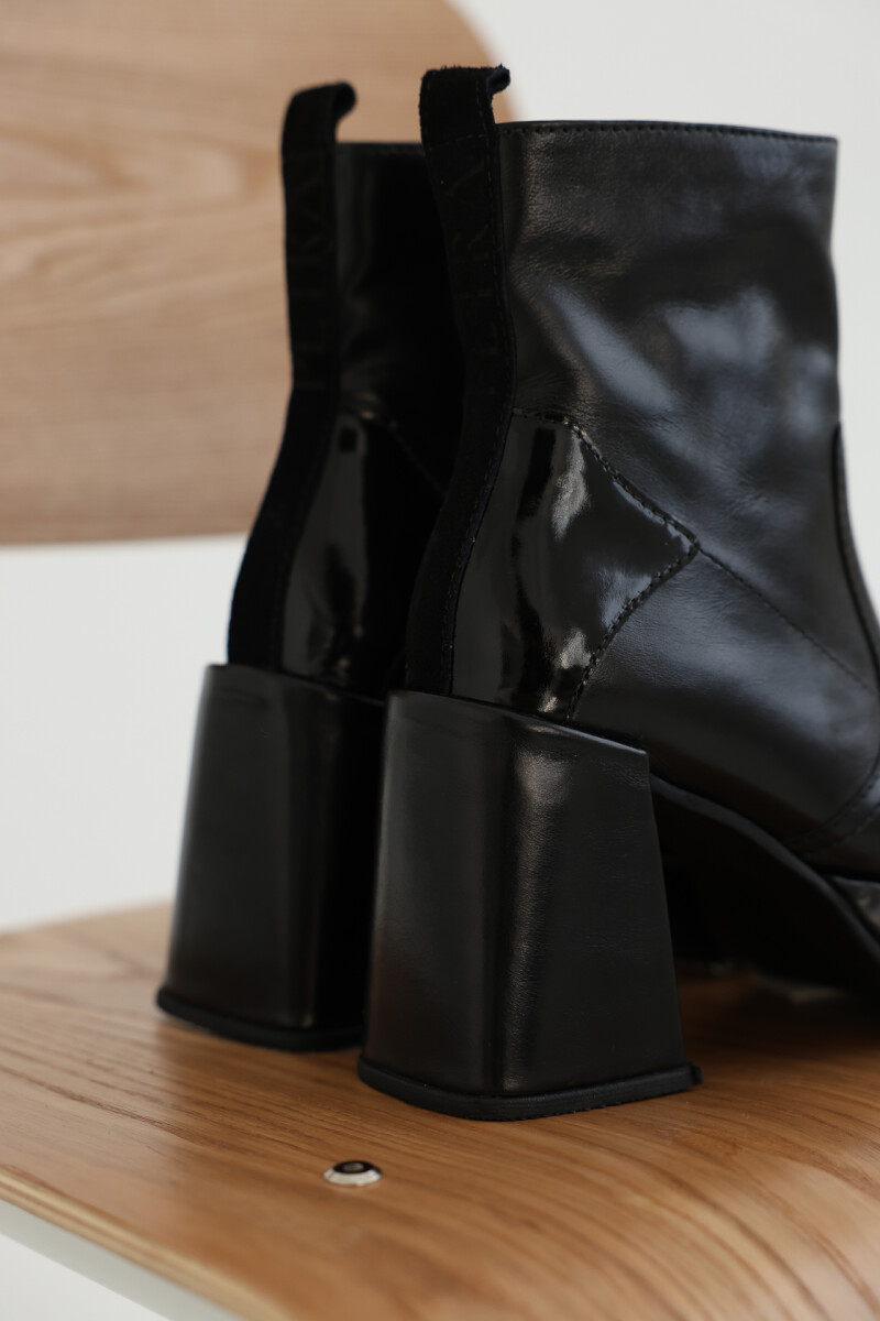 Bota Cloud Negro