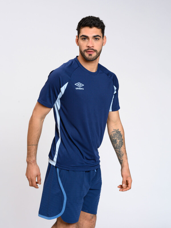 REMERA MELU HOMBRE Umbro Hombre 01p