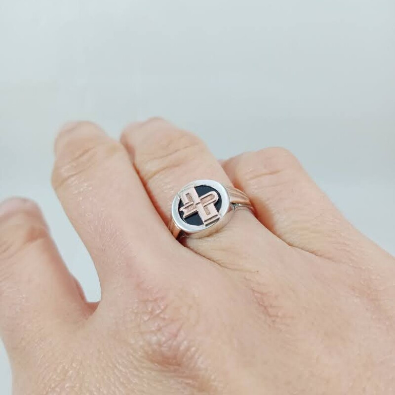 Anillo Profesión Escribano plata y oro, con onix Anillo Profesión Escribano plata y oro, con onix