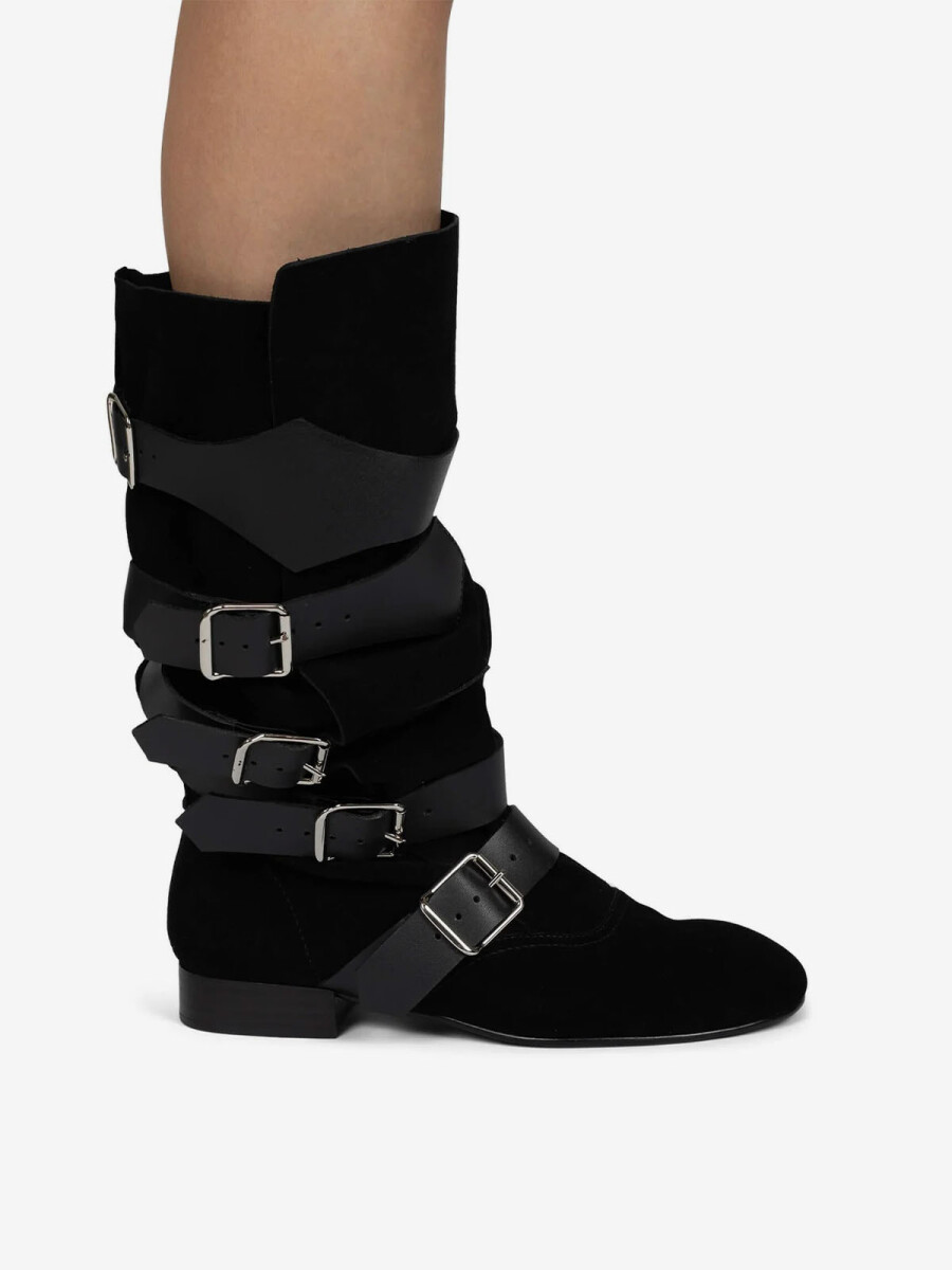 BOTA FASTENED 