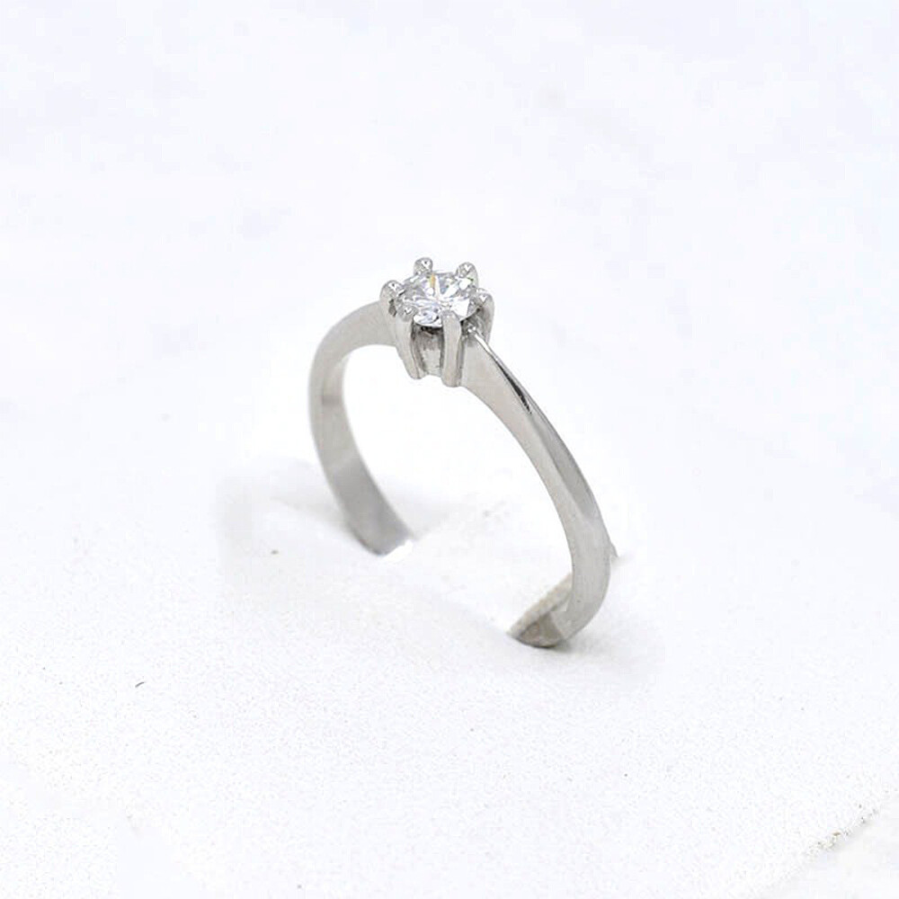 Anillo Solitario En Platino Y Brillante Anillo Solitario En Platino Y Brillante
