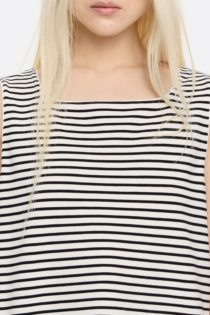 MUSCULOSA Negro