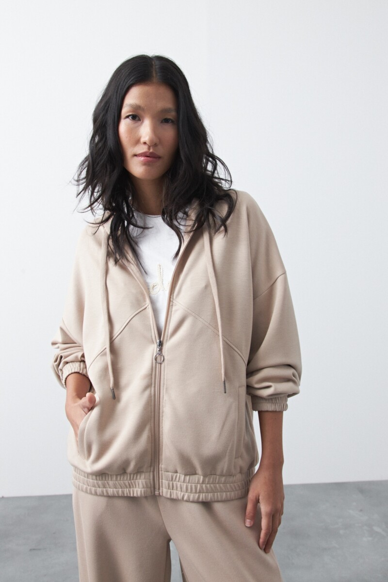 CAMPERA MAIA Arena
