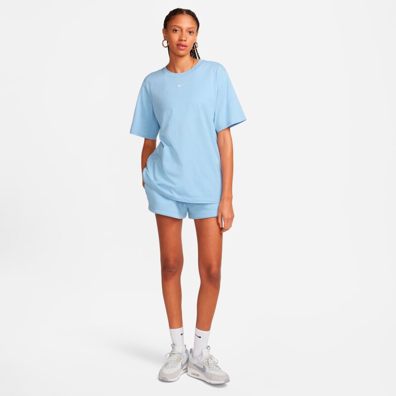 Remera Nike Sportswear Tee Essentials de Mujer Azul