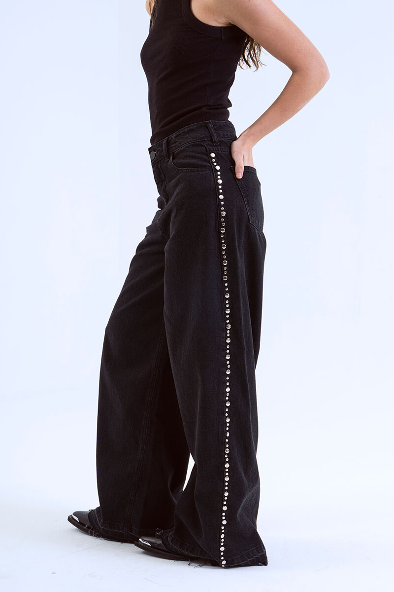 Baxi Black