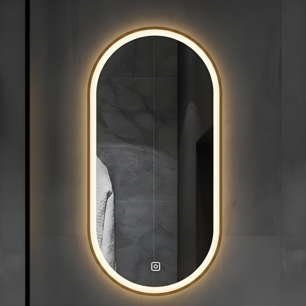 Espejo Vertical Lumax Moddy Marco Ovalado y Luz Led 50x70cm - Dorado 