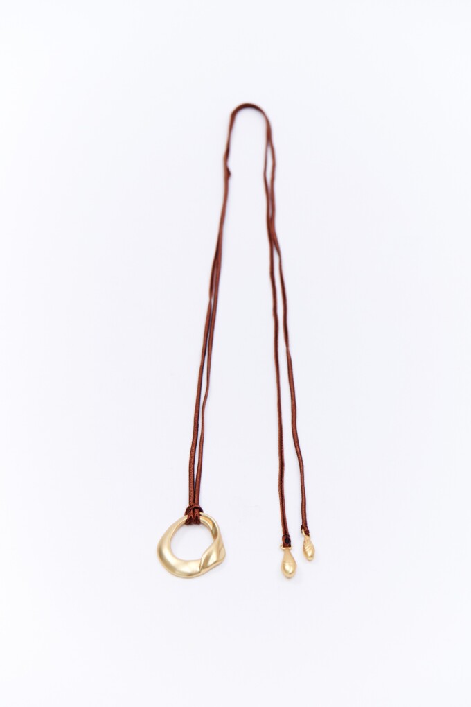 COLGANTE METAL IRREGULAR ORO