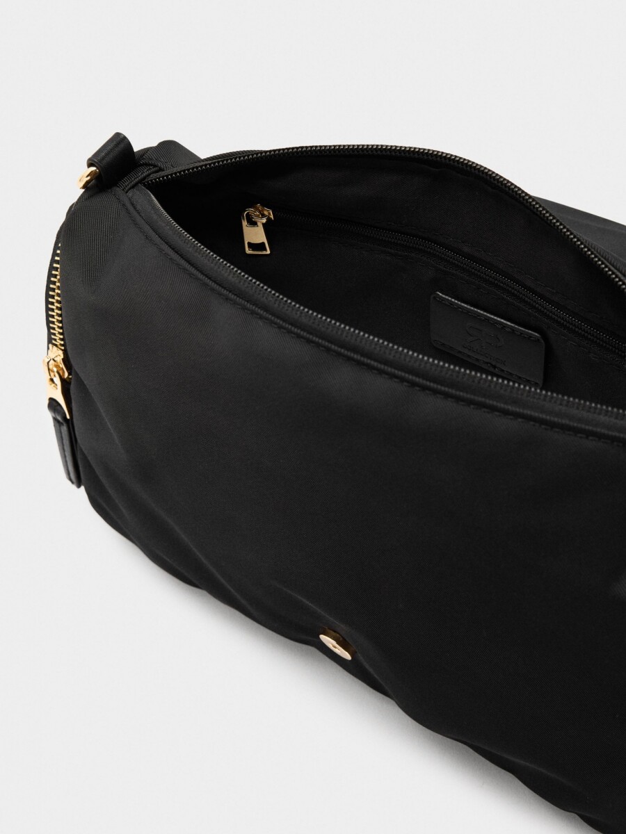 Bolso Bandolera De Nylon Con Solapa negro