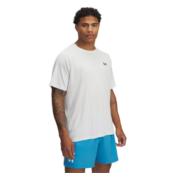 REMERA UNDER ARMOUR TEXTURED Hombre 1382796-023 Gris
