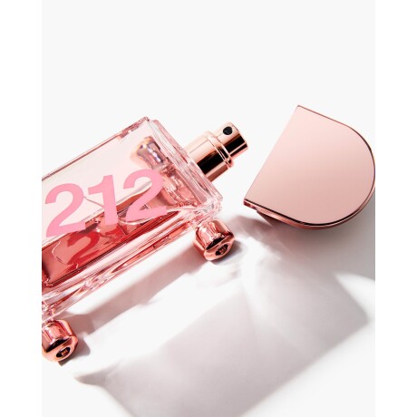 Perfume Carolina Herrera 212 Heroes for Her EDP 30ml Original Perfume Carolina Herrera 212 Heroes for Her EDP 30ml Original