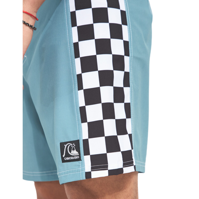 Boardshort Quiksilver Arch 16" - Celeste Boardshort Quiksilver Arch 16" - Celeste