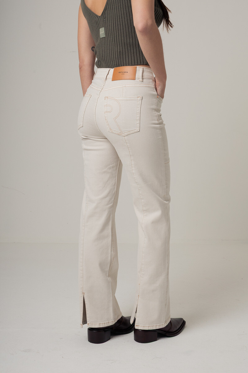 Linn Off White