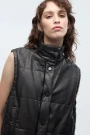 CHALECO BLACK Negro