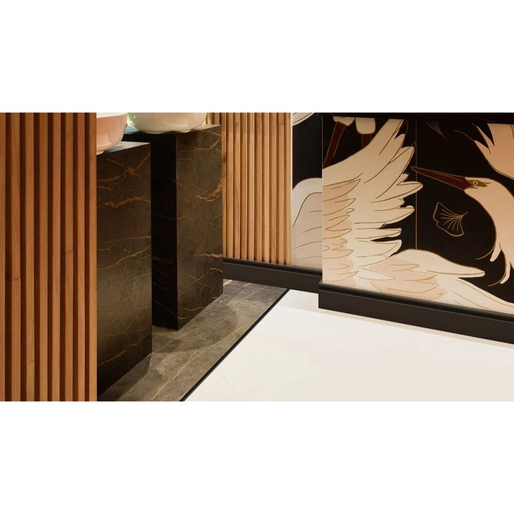 Guardacanto Quadra Aluminio 12mm x 10mm x 2,5m Carbon Guardacanto Quadra Aluminio 12mm X 10mm X 2,5m Carbon