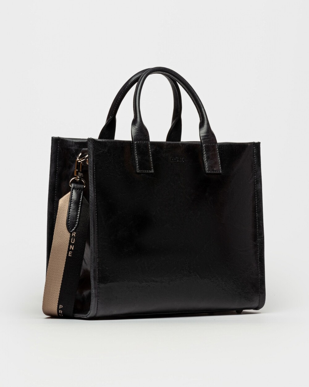 Cartera de Mano Capri En Cuero Liso Negro