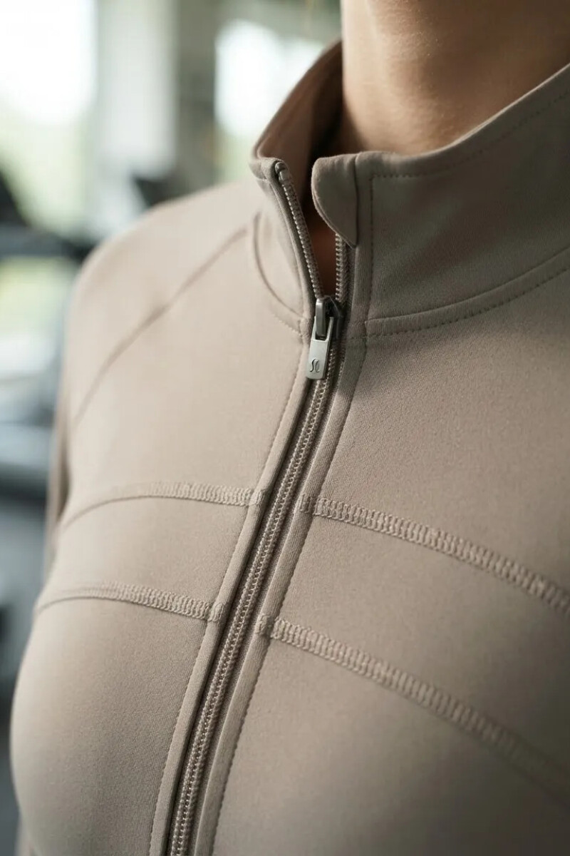 Campera Deportiva Oreiro Beige