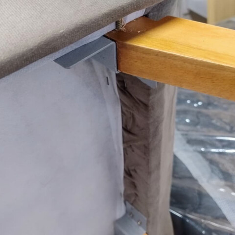 [OUTLET] SILLON Butaca EROS Poltrona con asiento y espaldar de espuma revestido en terciopelo - Jolie 11 [OUTLET] SILLON Butaca EROS Poltrona con asiento y espaldar de espuma revestido en terciopelo - Jolie 11