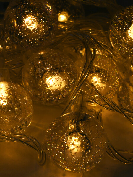 GUIA ESFERAS CON ENCHUFE BLANCO