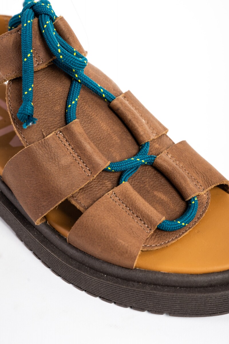 Sandalias Cuero Con Cordón Chocolate