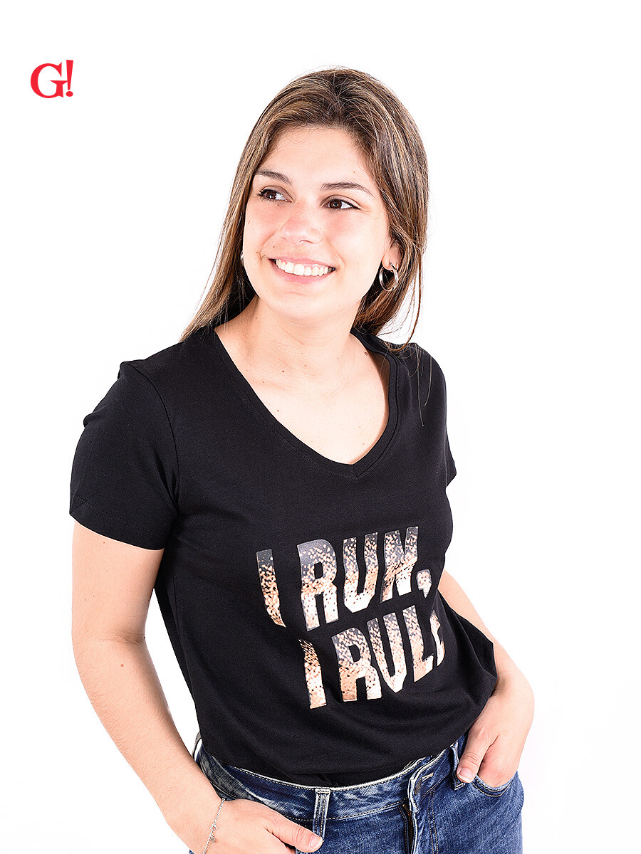 REMERA RUN - NEGRO 