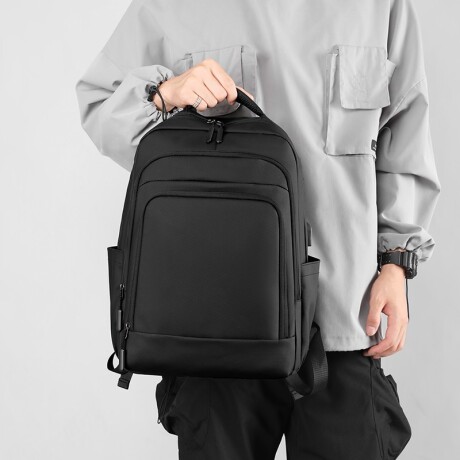 MOCHILA URBANA CON COMPARTIMIENTOS IDEAL PARA TRABAJO Y ESTUDIO MOCHILA URBANA CON COMPARTIMIENTOS IDEAL PARA TRABAJO Y ESTUDIO