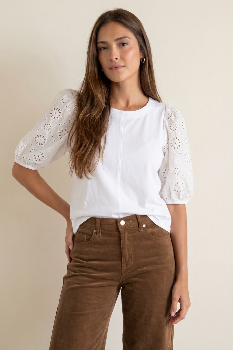 Remera Manga Globo Broderie Blanco
