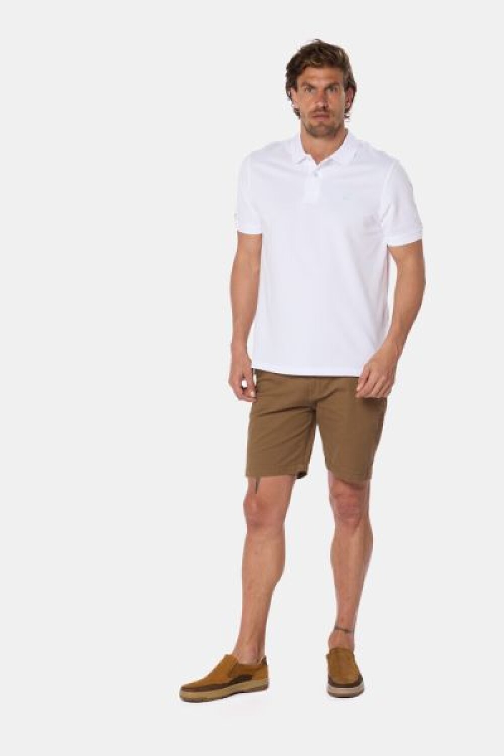 BERMUDA CLÁSICA Tostado