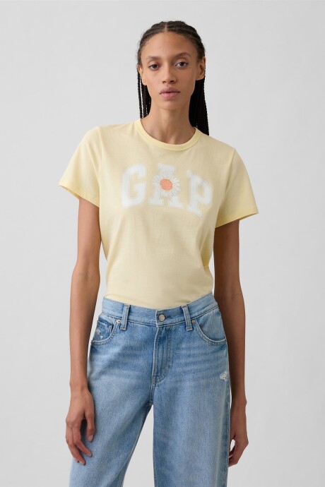 Remera Logo Gap Manga Corta Mujer Maize