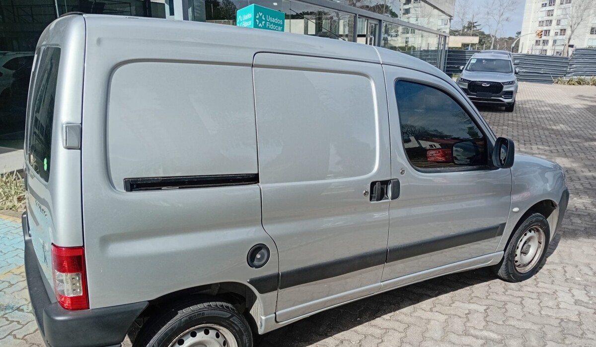Peugeot Partner M69 1.6 - 2019 Peugeot Partner M69 1.6 - 2019