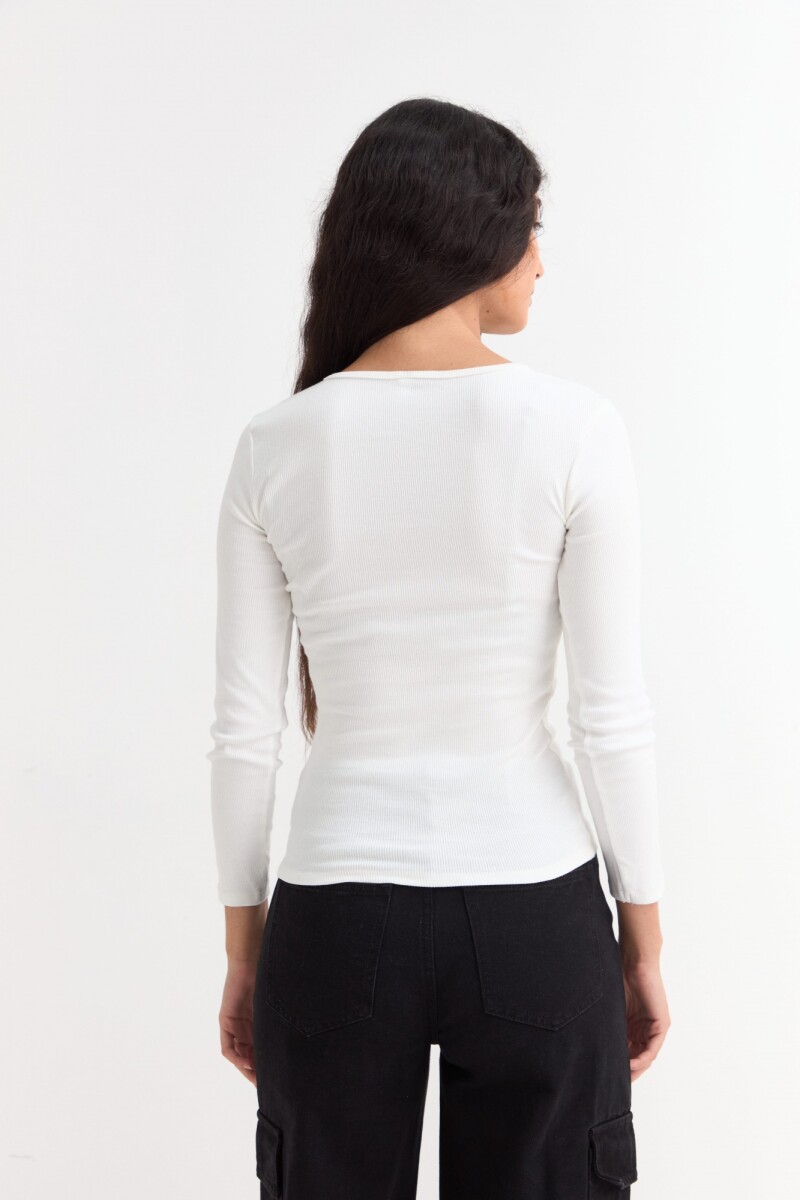 Remera m/l cuello a la base BLANCO