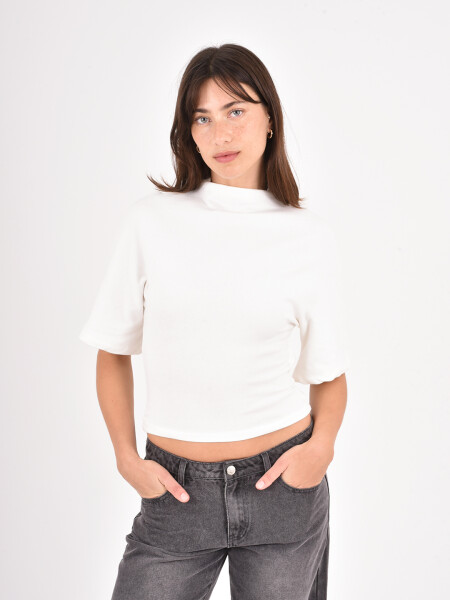 REMERA LEVARA OFF WHITE