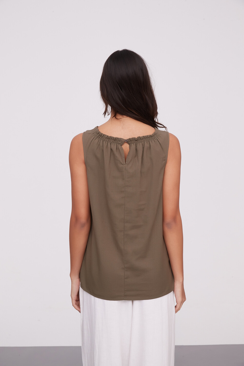 Musculosa Calvagh Verde Oliva Oscuro