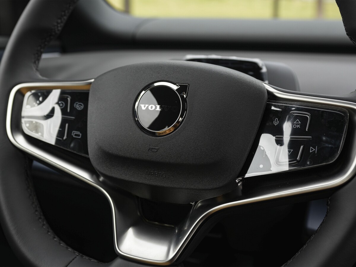 Volvo EX30 E40 100% Eléctrico 2026 0KM | Permuta / Financia Volvo EX30 E40 100% Eléctrico 2026 0KM | Permuta / Financia