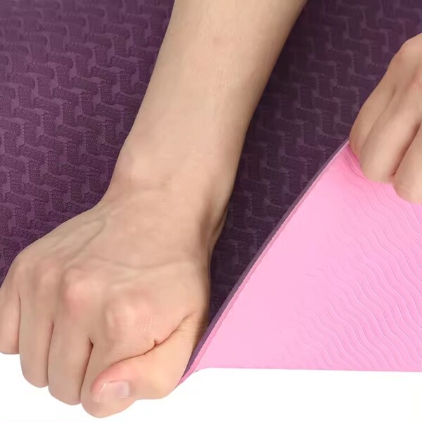 Colchoneta Mat Tpe 6 Mm Doble Color Rosa Yoga Pilates con Correa Colchoneta Mat Tpe 6 Mm Doble Color Rosa Yoga Pilates con Correa