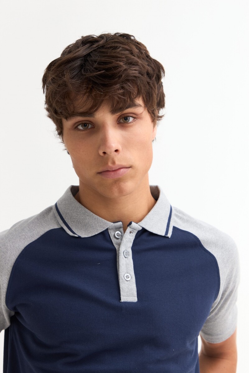 Remera polo manga corta combinada AZUL