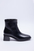 BOTA CARMINE Charol Negro