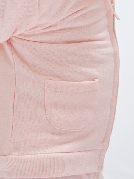 Campera deportiva liviana Rosa