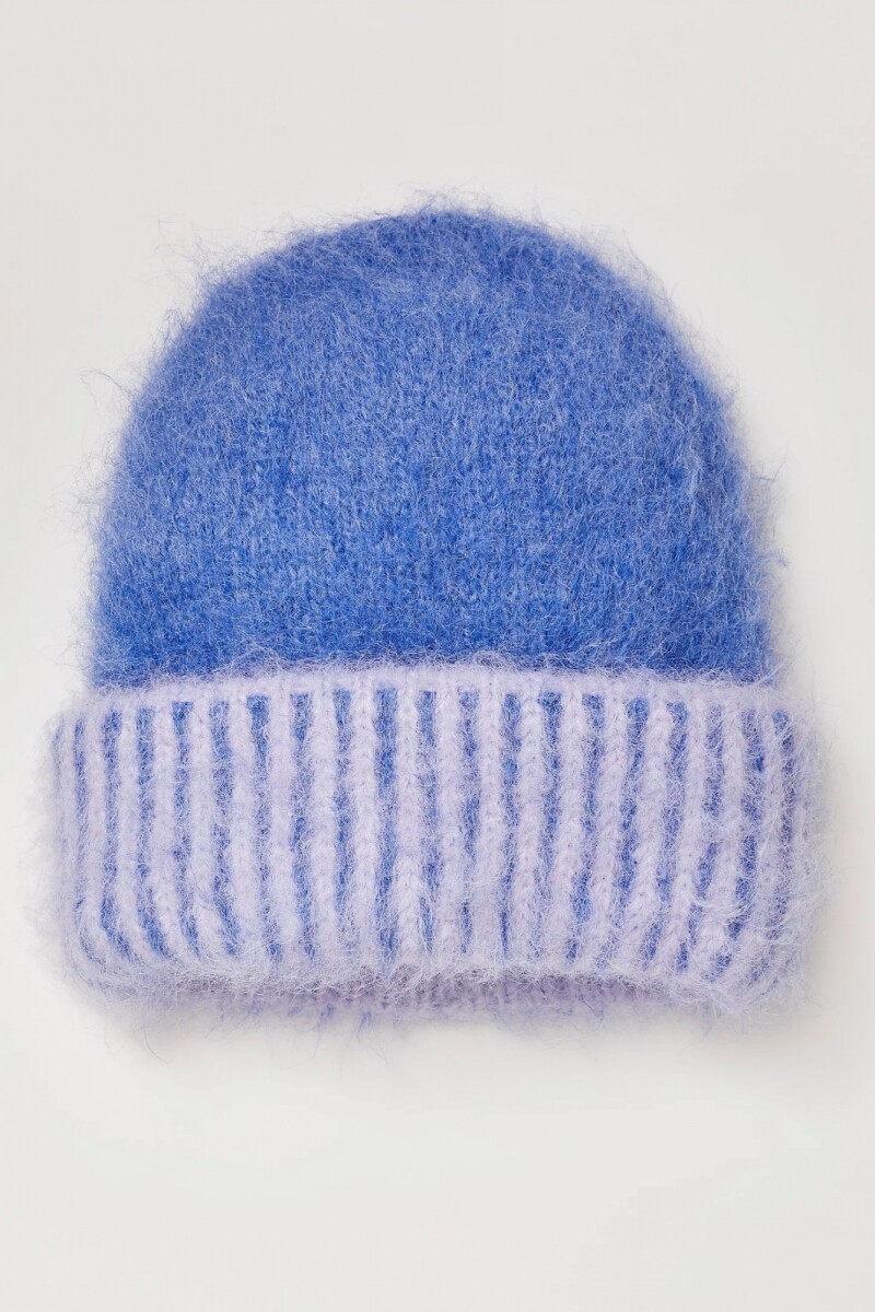 FOREVER FUZZY BEANIE 