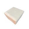 Puff tapizado en sintético - Producto con detalles. Puff tapizado en sintético - Producto con detalles.