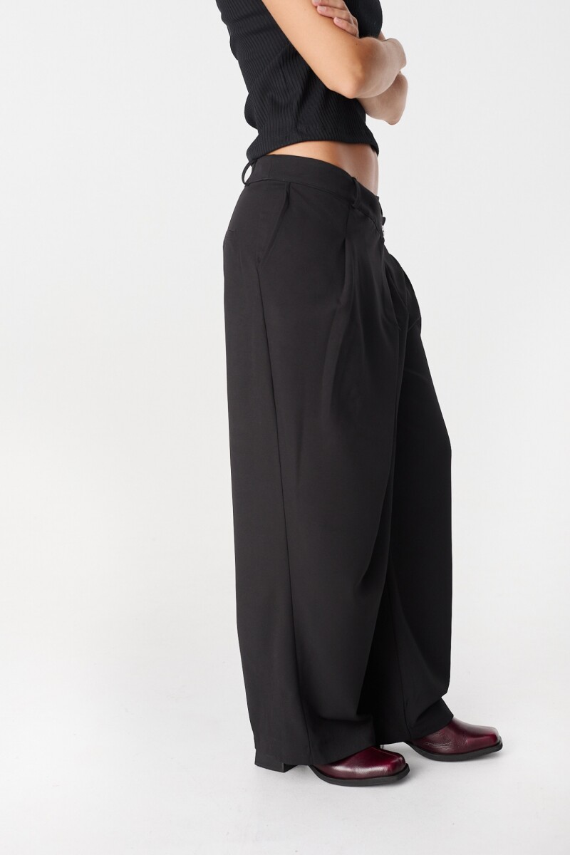 Pantalon Cruzado Negro